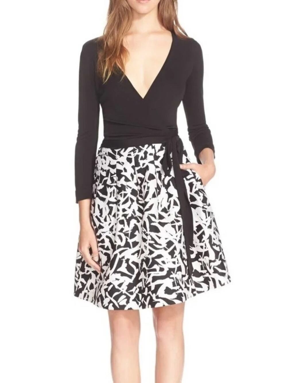 Diane Von Furstenberg DVF Jewel Wrap Dress Wool Silk Blend Black White Size 4